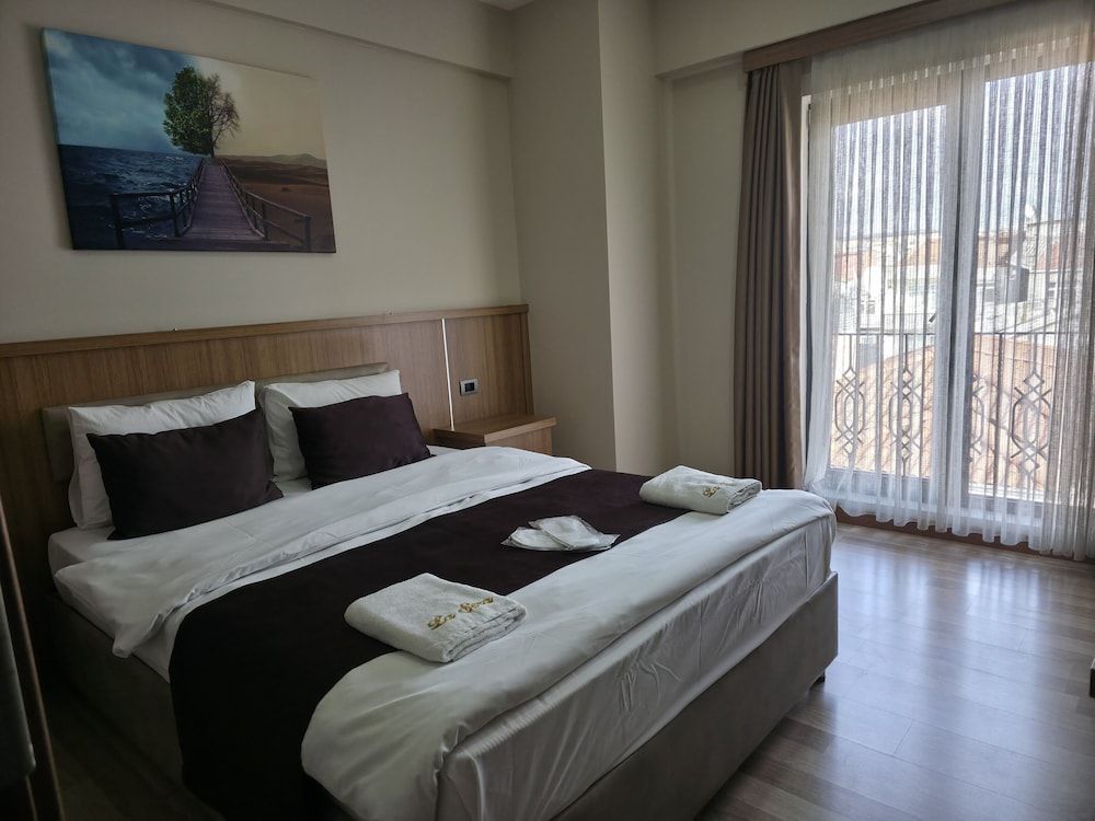 Hotel La SERA 1