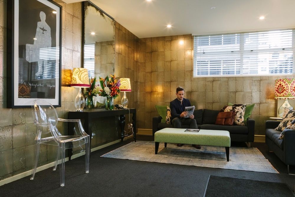 Gilmer Apartment Hotel 1