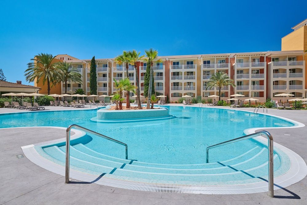 Protur Badí­a Park Aparthotel 1
