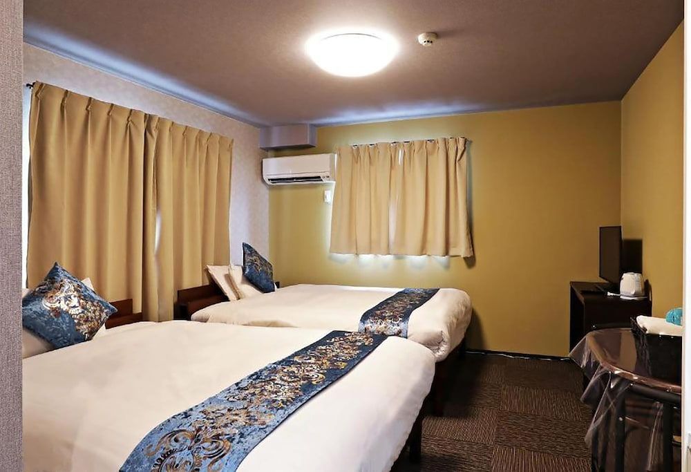 Miro Kyoto Nijo Hotel 1