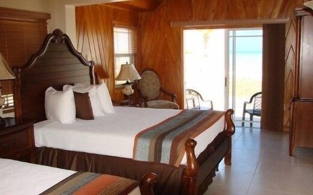 Swains Cay Lodge 2