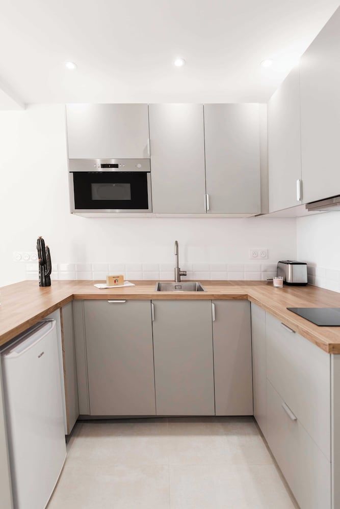 Charming studio - 2P - Sea view - Antibes 2