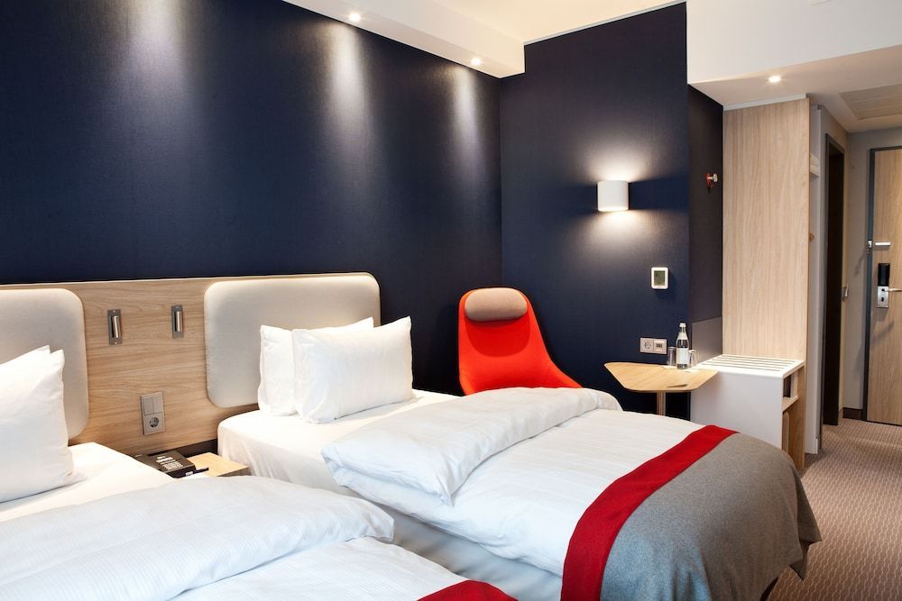 Holiday Inn Express & Suites - Basel - Allschwil by IHG 2