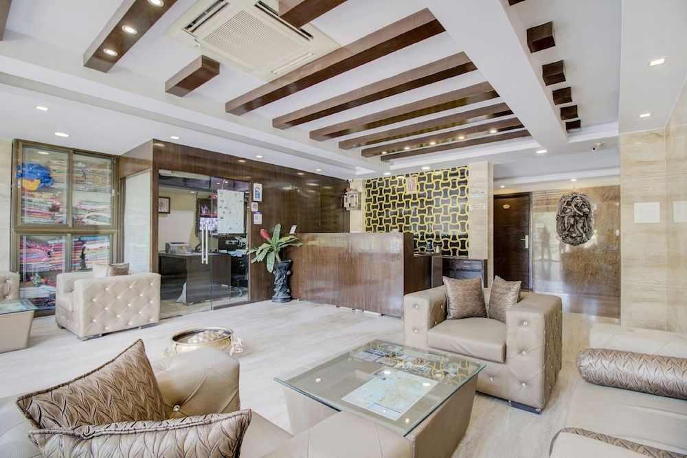 Royale Palace 2