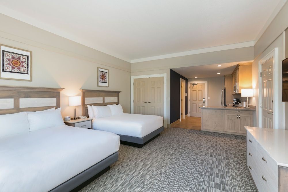Carlisle Inn Sarasota 1