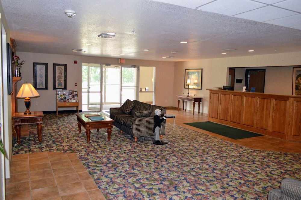 Colfax Inn 1