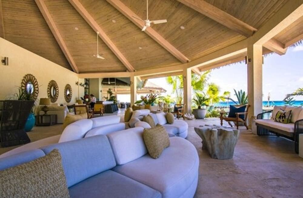 The Liming Bequia 2