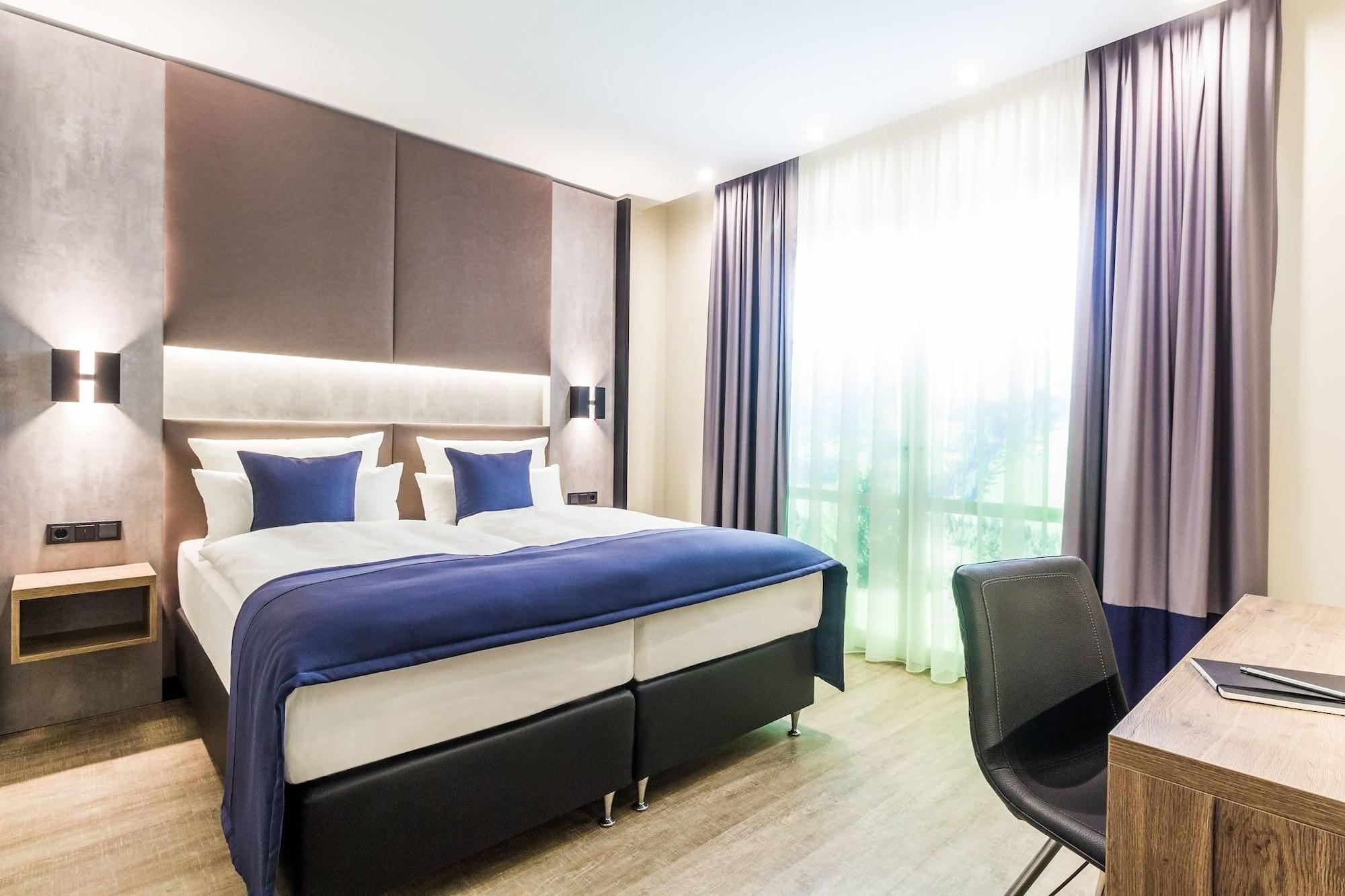 SKY Hotel Cloppenburg 1