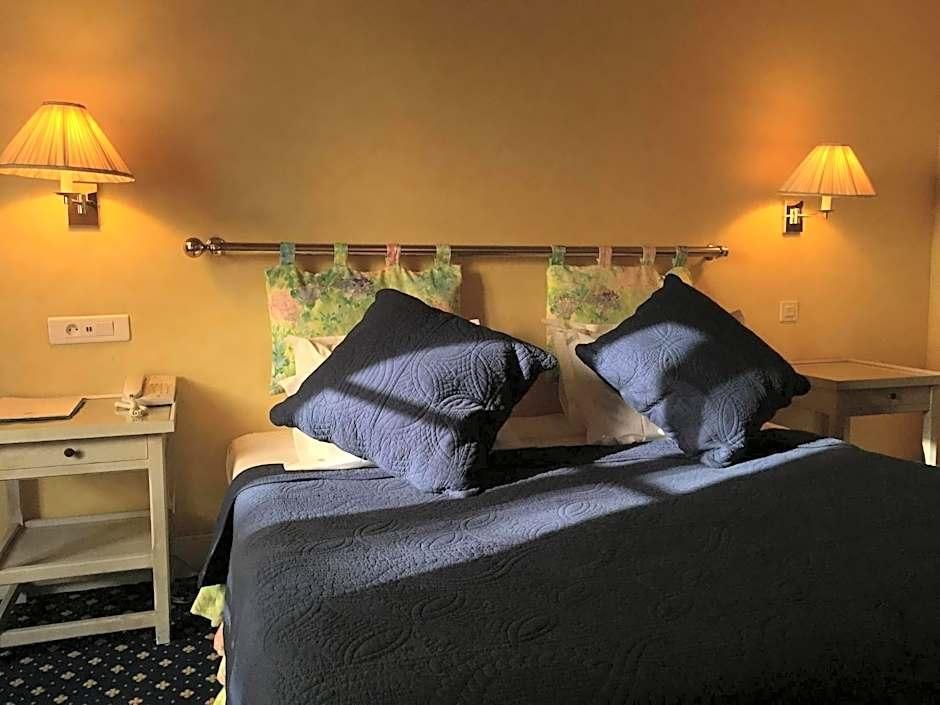 Le Relais Médicis 1