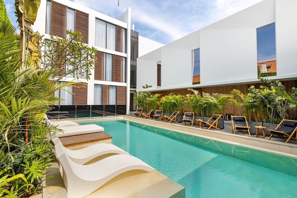 Alex Villas Complex N3 1