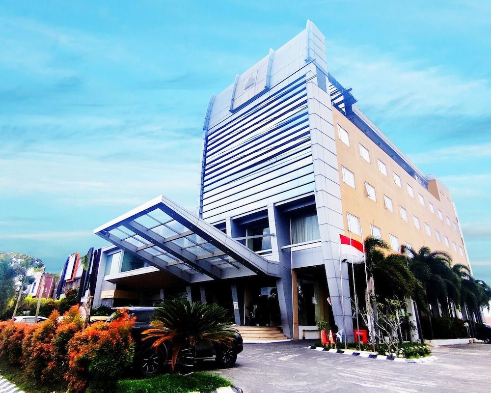 Royal Asnof Hotel Pekanbaru 1