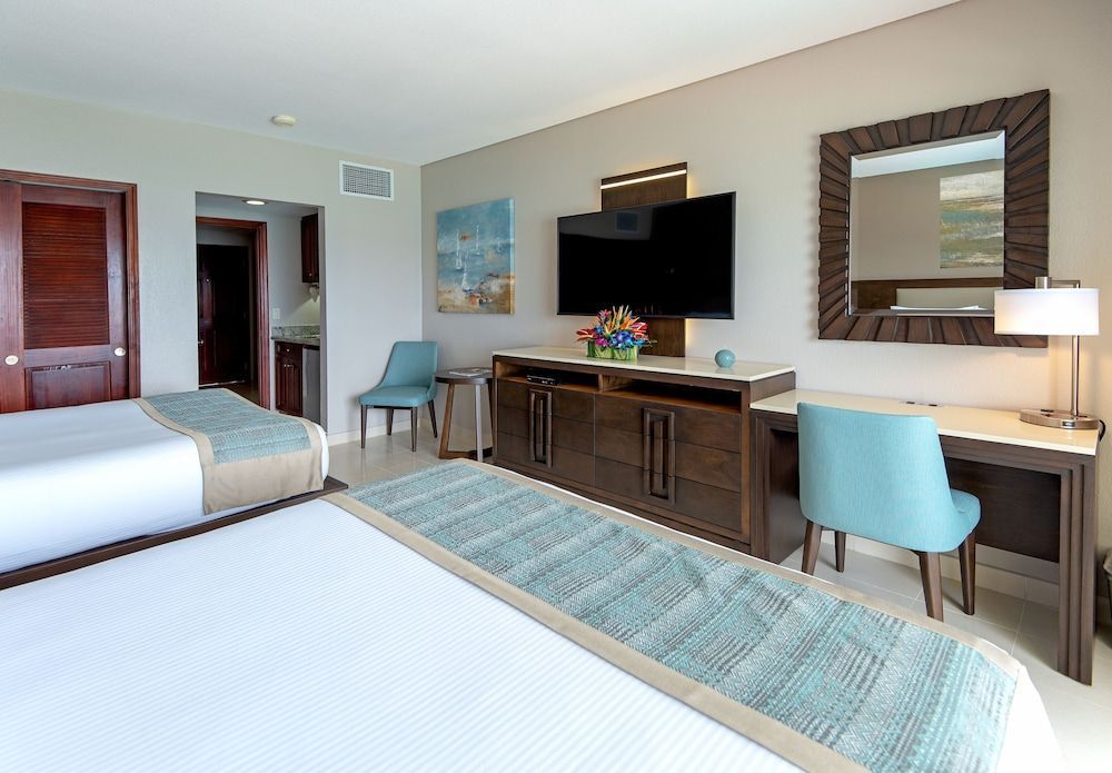 The Villas at Simpson Bay Resort 2