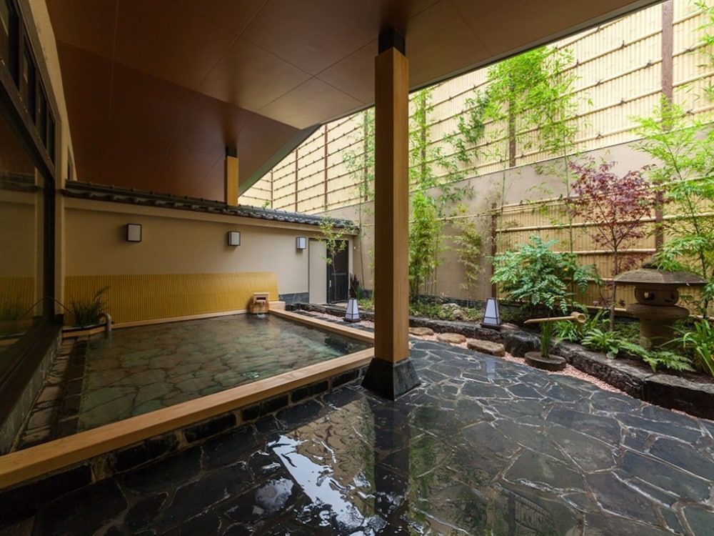 Nishitetsu Resort Inn Beppu 1
