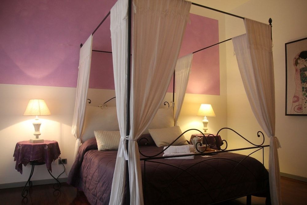 Casamore Rooms 2