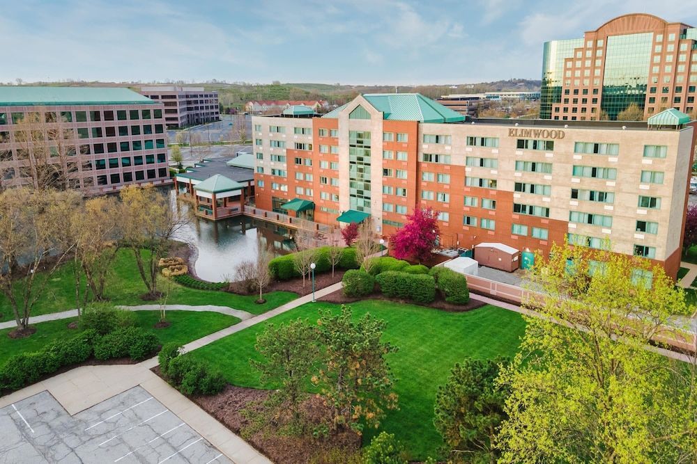 Elimwood Hotel, a Ramada by Wyndham 1