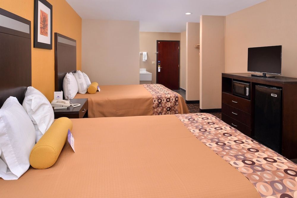 Americas Best Value Inn & Suites Madera 1