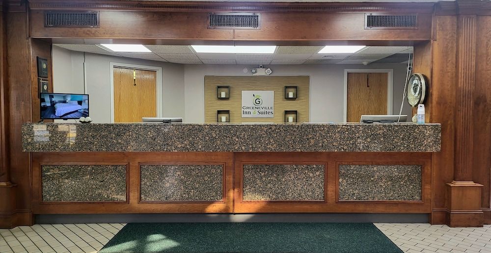 Greeneville Inn And Suites 1