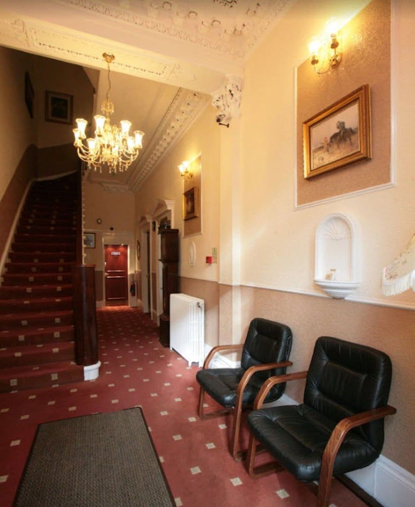 Clifton Hotel 2