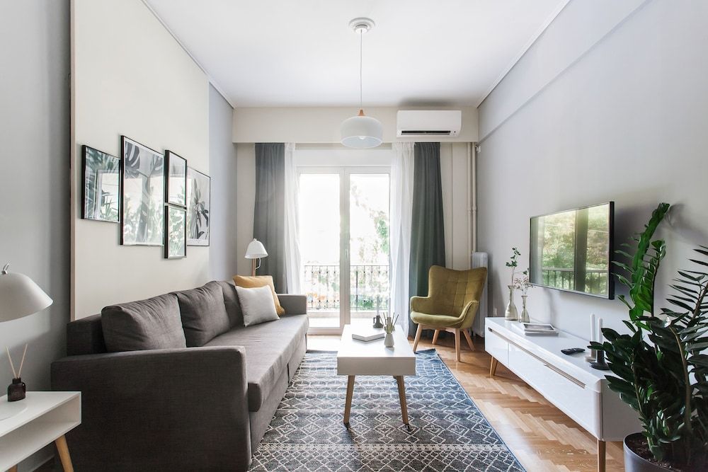 UPSTREET Charming & Comfy 2BD Apt-Acropolis 1