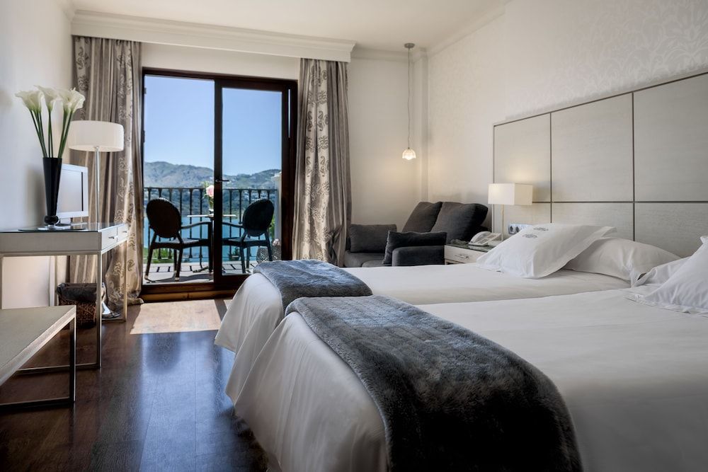 B bou Hotel La Viñuela & Spa 2