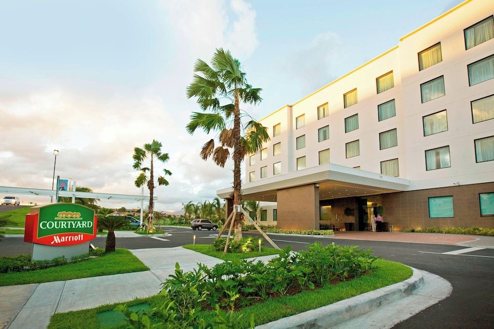 Courtyard by Marriott Panama Metromall 1
