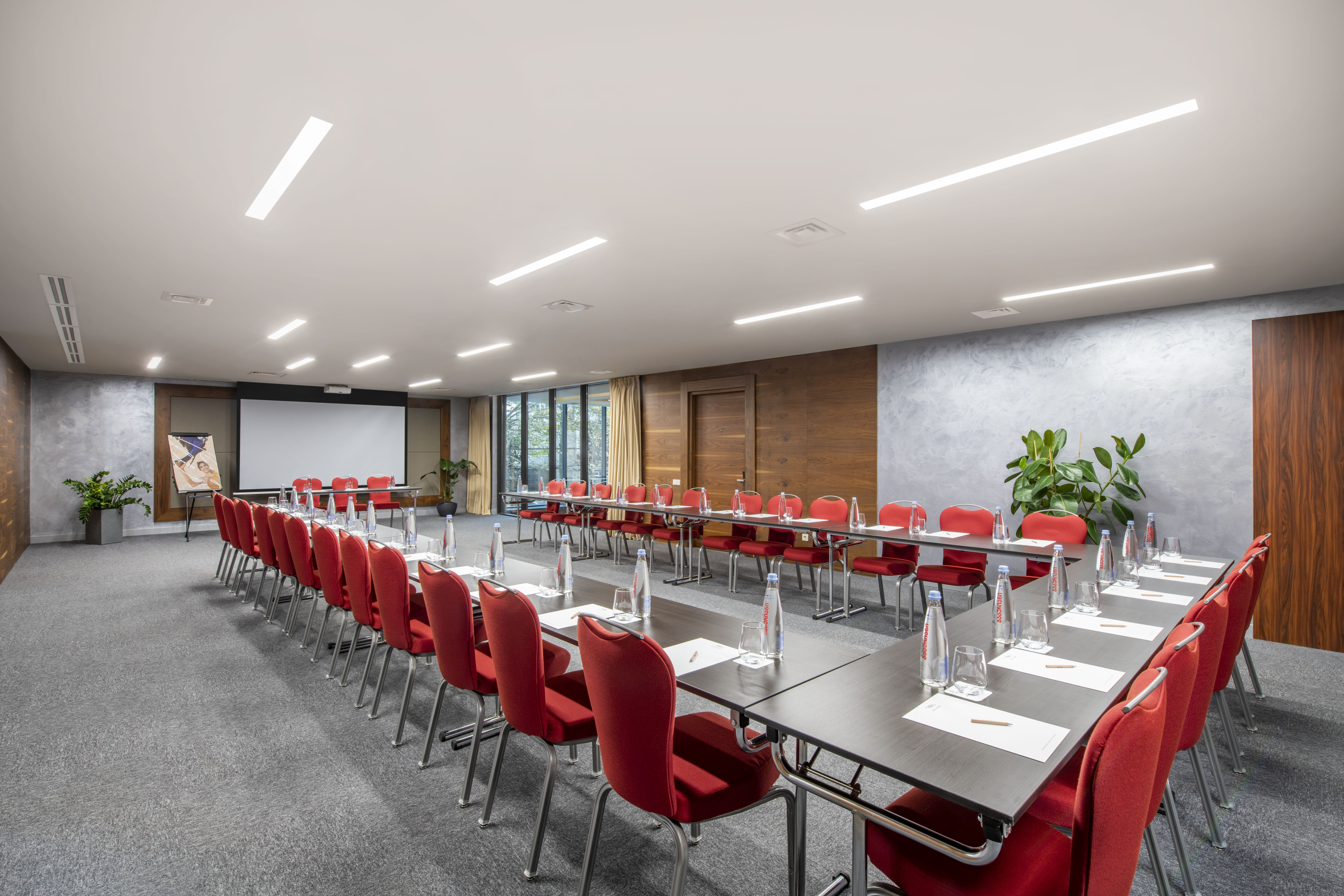 Tbilisi Saburtalo Hotel by Mercure 2