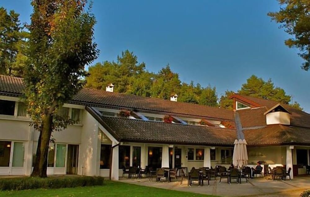 Golf Hotel La Pinetina 1