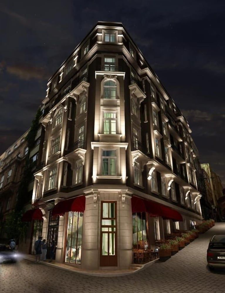 Corinne Art & Boutique Hotel 1