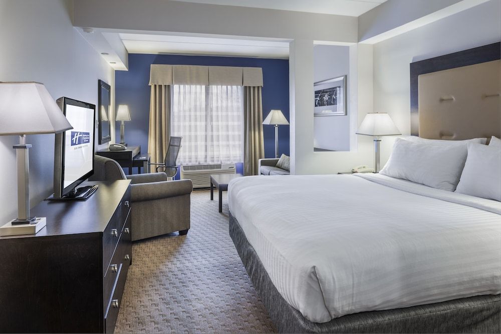Holiday Inn Express & Suites LAUREL by IHG 2
