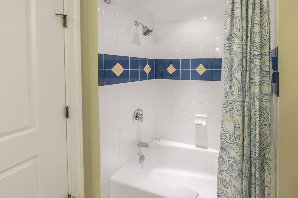 Holiday Inn Club Vacations SOUTH BEACH RESORT by IHG 2
