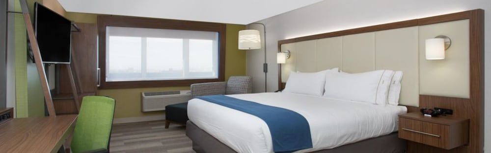 Holiday Inn Express & Suites SOUTH BEND - CASINO by IHG 2