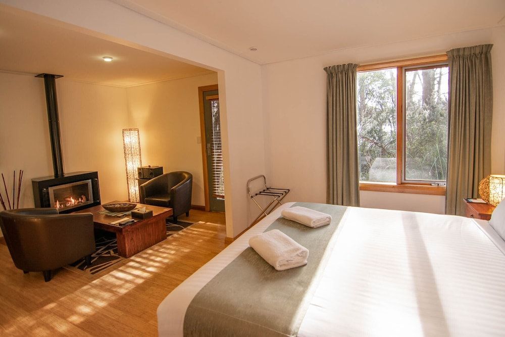 Lake St Clair Lodge 2