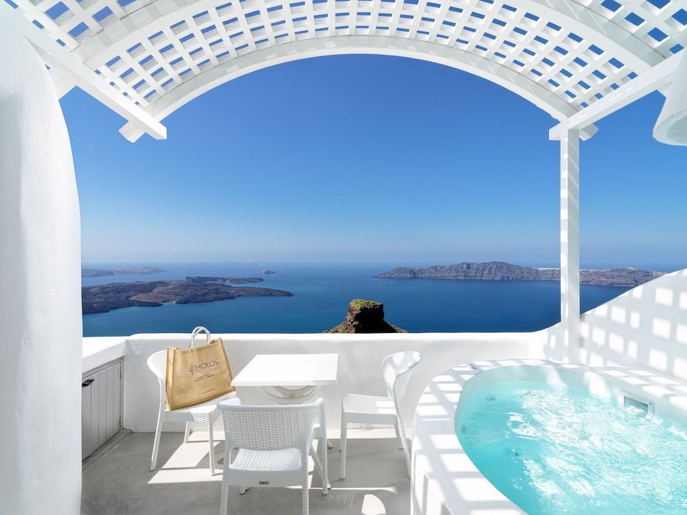 Tholos Resort 1