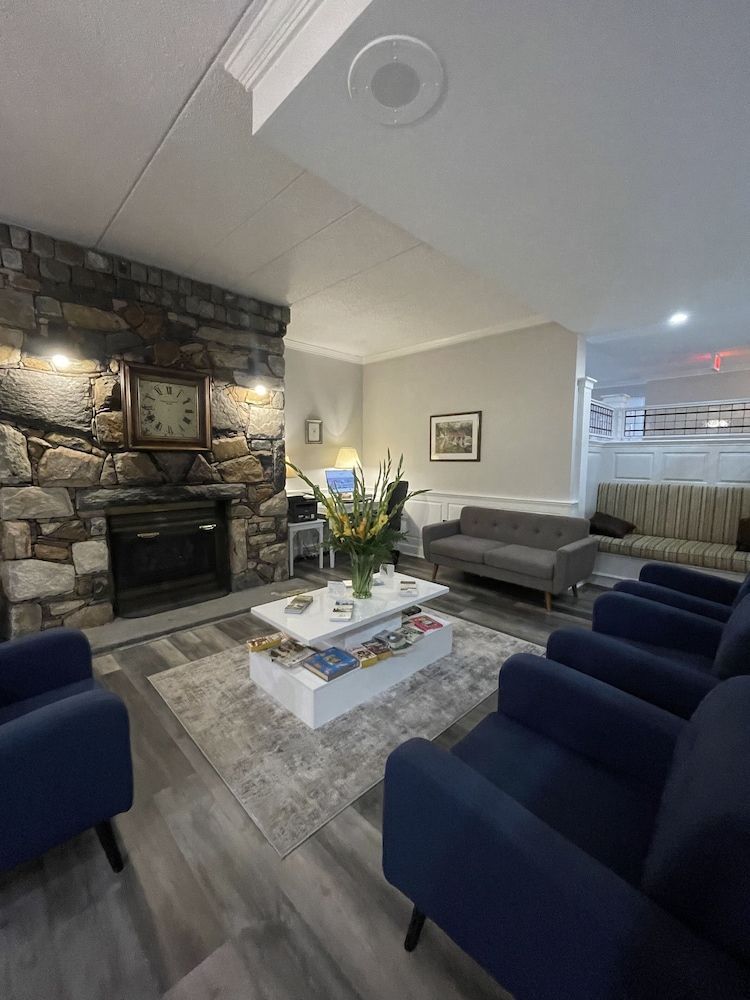 Brandywine River Hotel 2