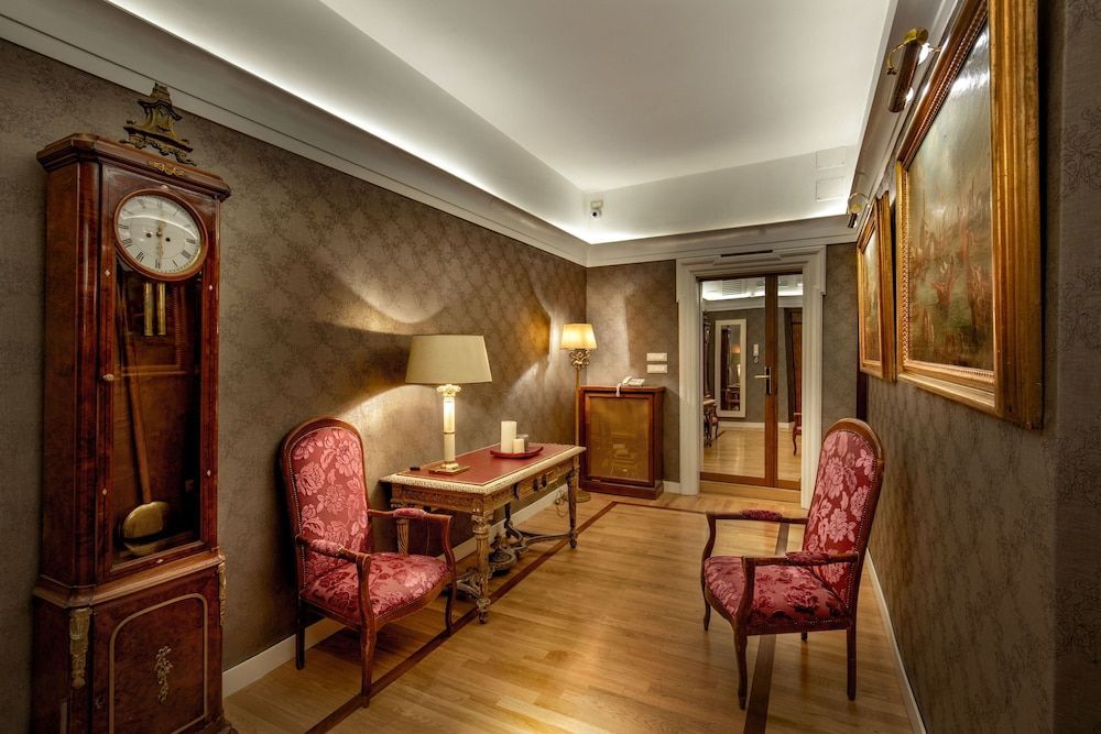 Residenza Frattina 2