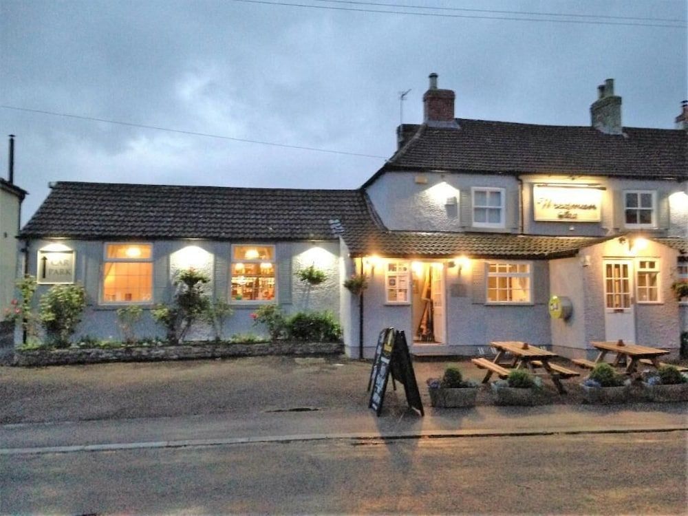 The Woodman Inn 1