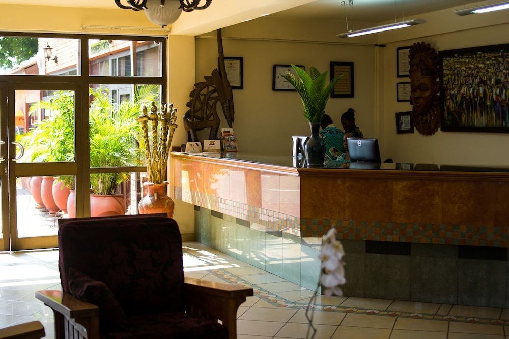 Coconut Grove Regency Hotel 2