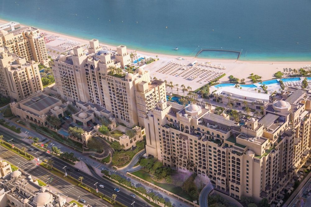 New Fairmont Residences by Propigo 1