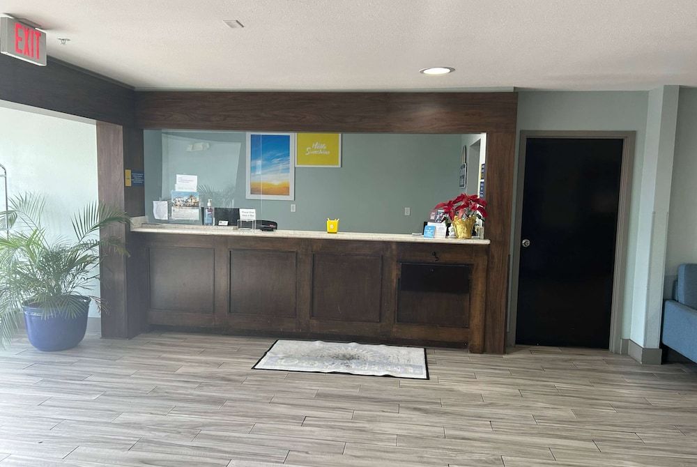 Days Inn by Wyndham Panama City/Callaway 2