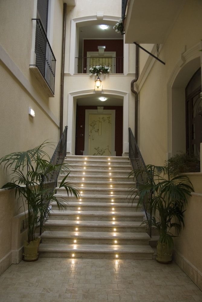 Palazzo Reginella 1