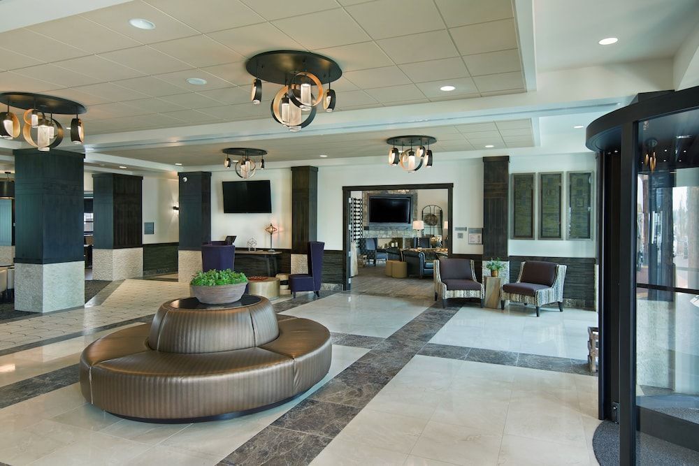 Oxford Suites Sonoma - Rohnert Park 2