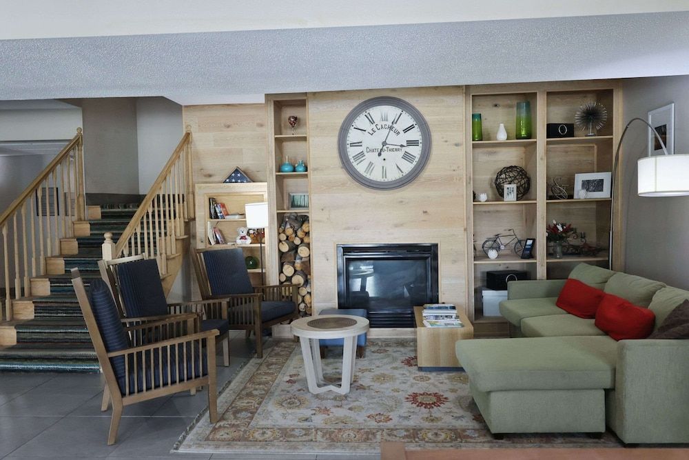Country Inn & Suites by Radisson, Sparta, WI 2