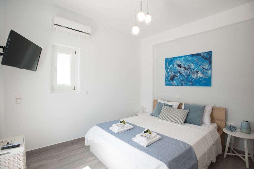 TIFFANYS VILLAS 2