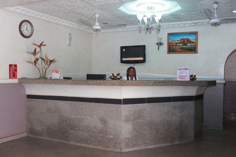 Emrosy Hotels 2