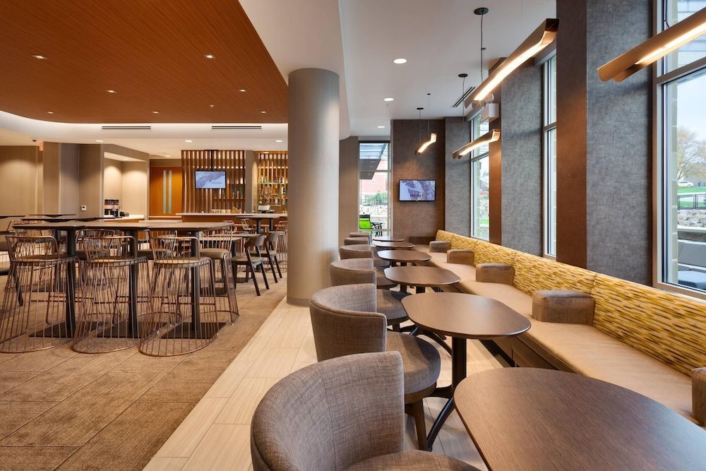SpringHill Suites by Marriott Coralville 2