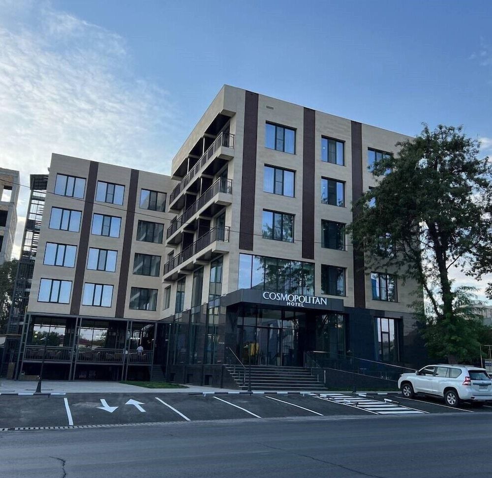 Cosmopolitan Hotel 1