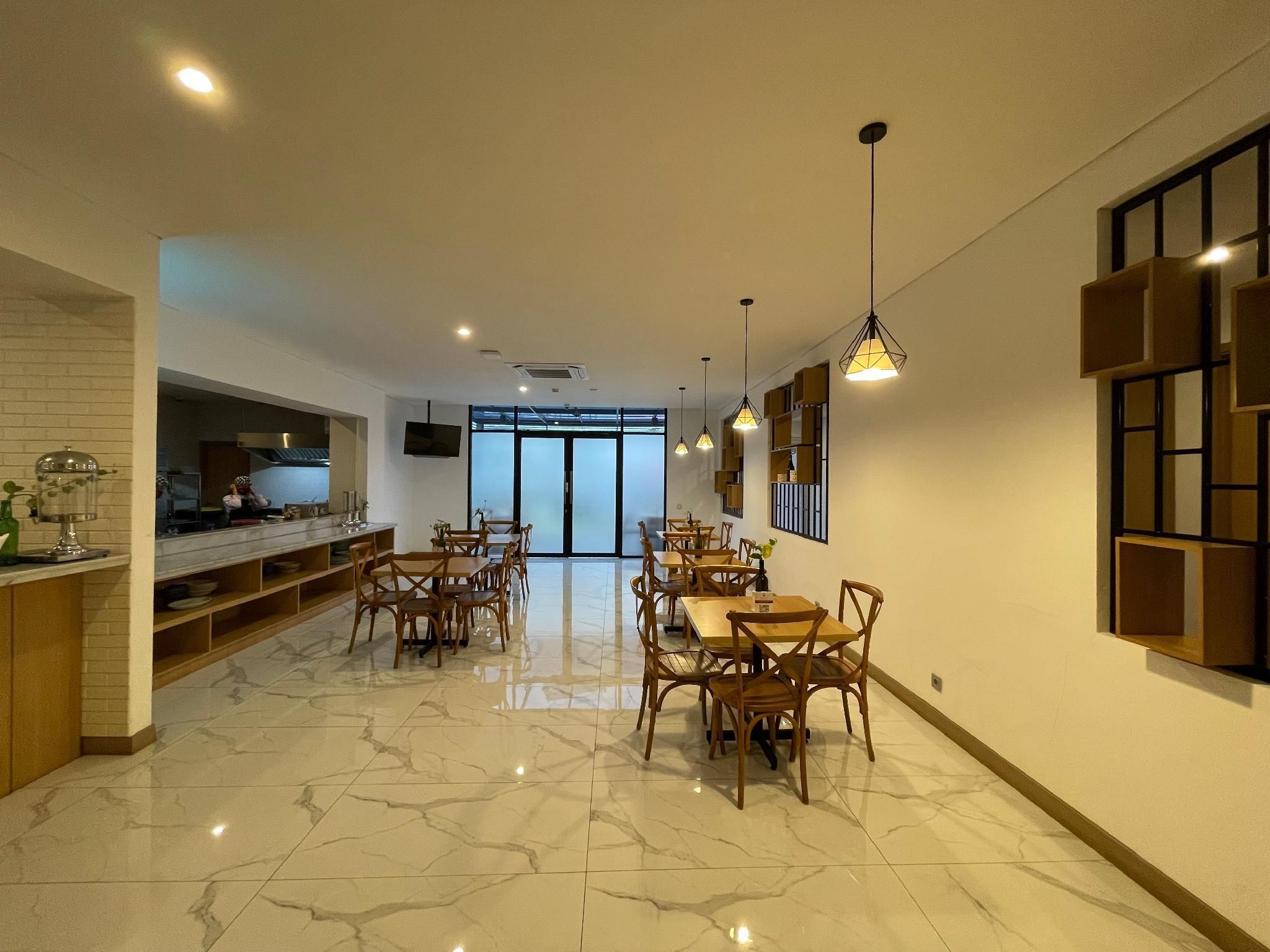 Ra Inn Kemang 1