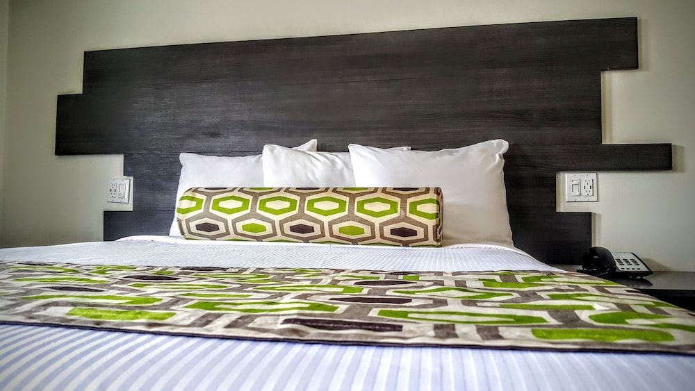 Jewel City Inn 1