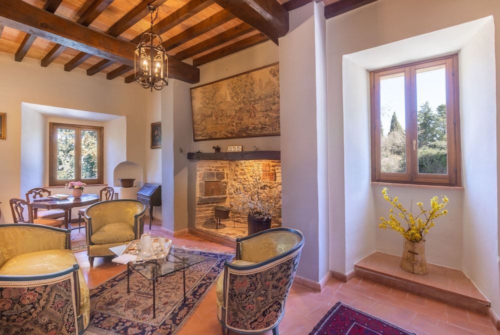 Borgo Petroro 2