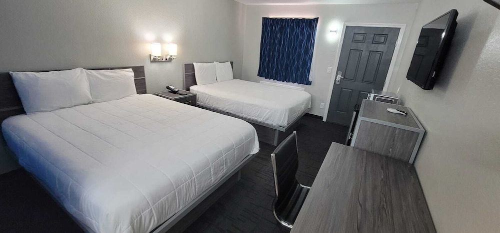 Green Country Inn 1